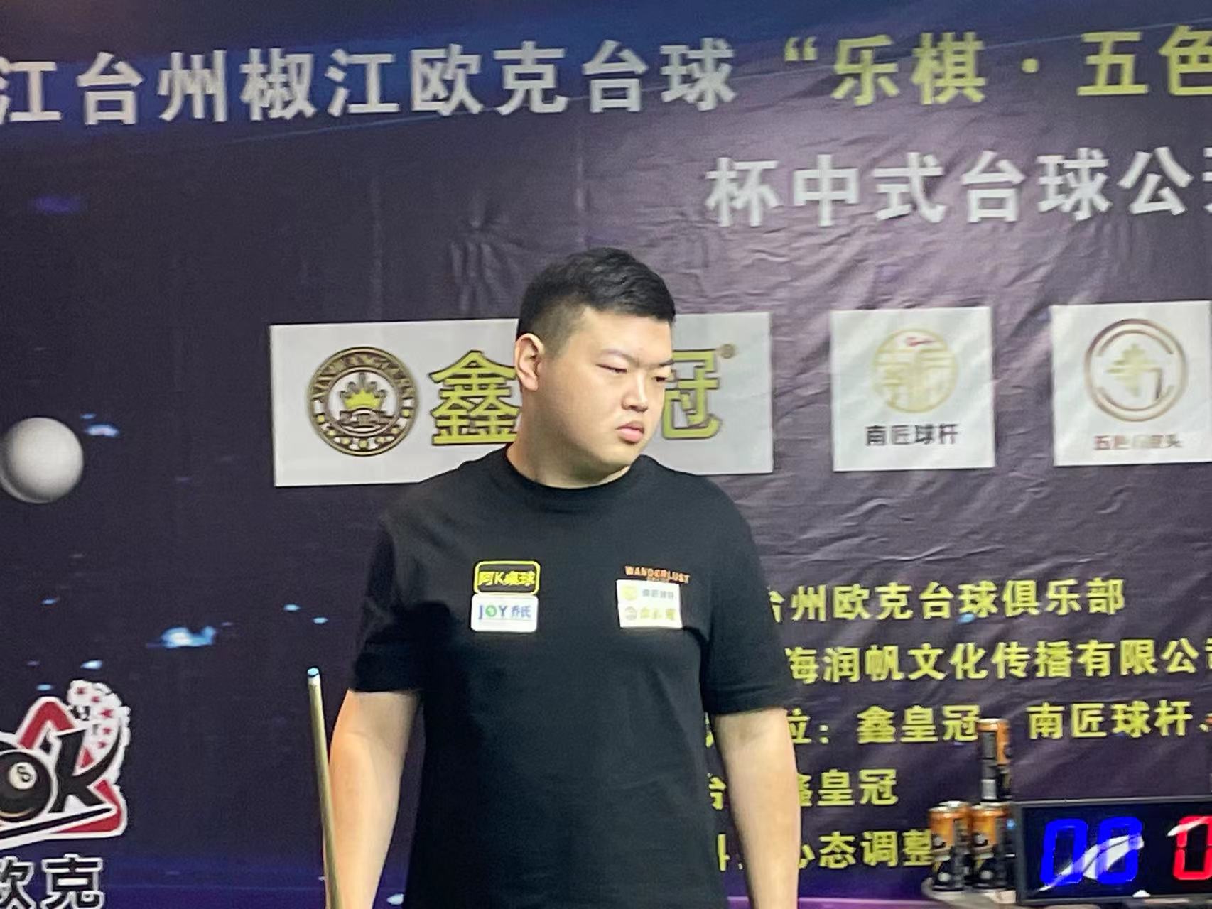 发新的足球 发新的足球