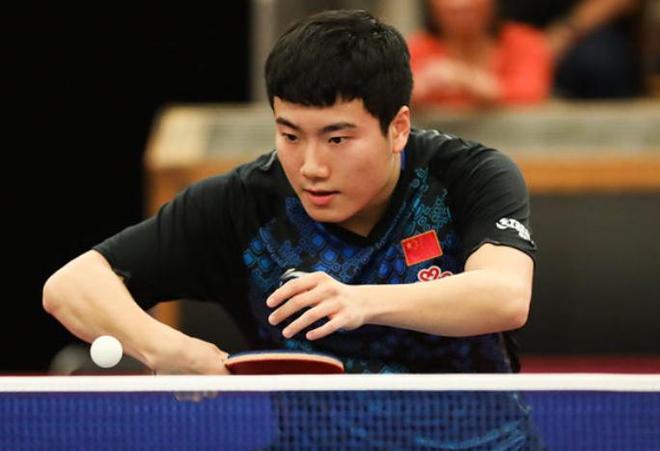 得捉襟见肘 得捉襟见肘