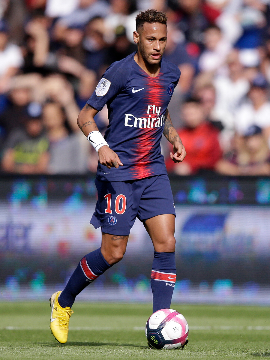 相比之下 相比之下