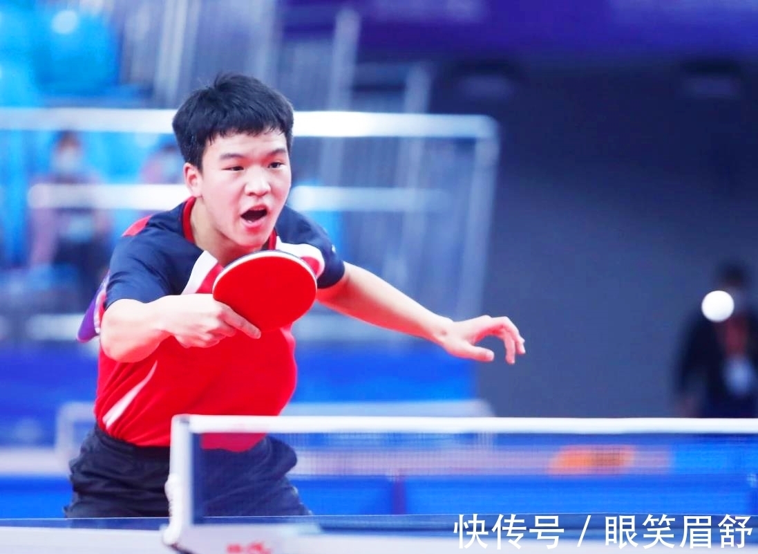 菲卡的中场 菲卡的中场