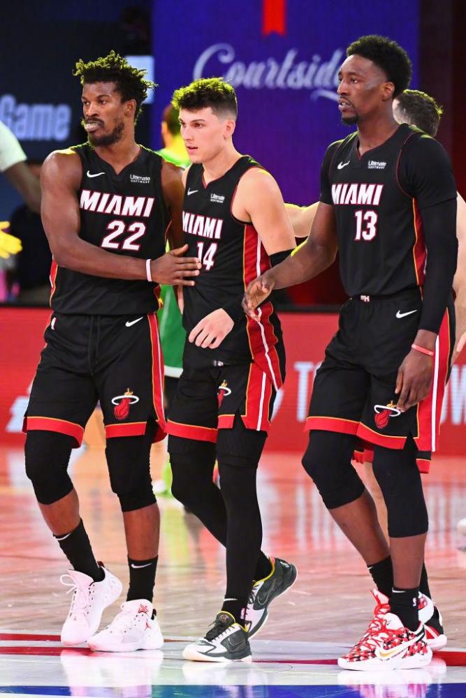 功能与夜间 功能与夜间