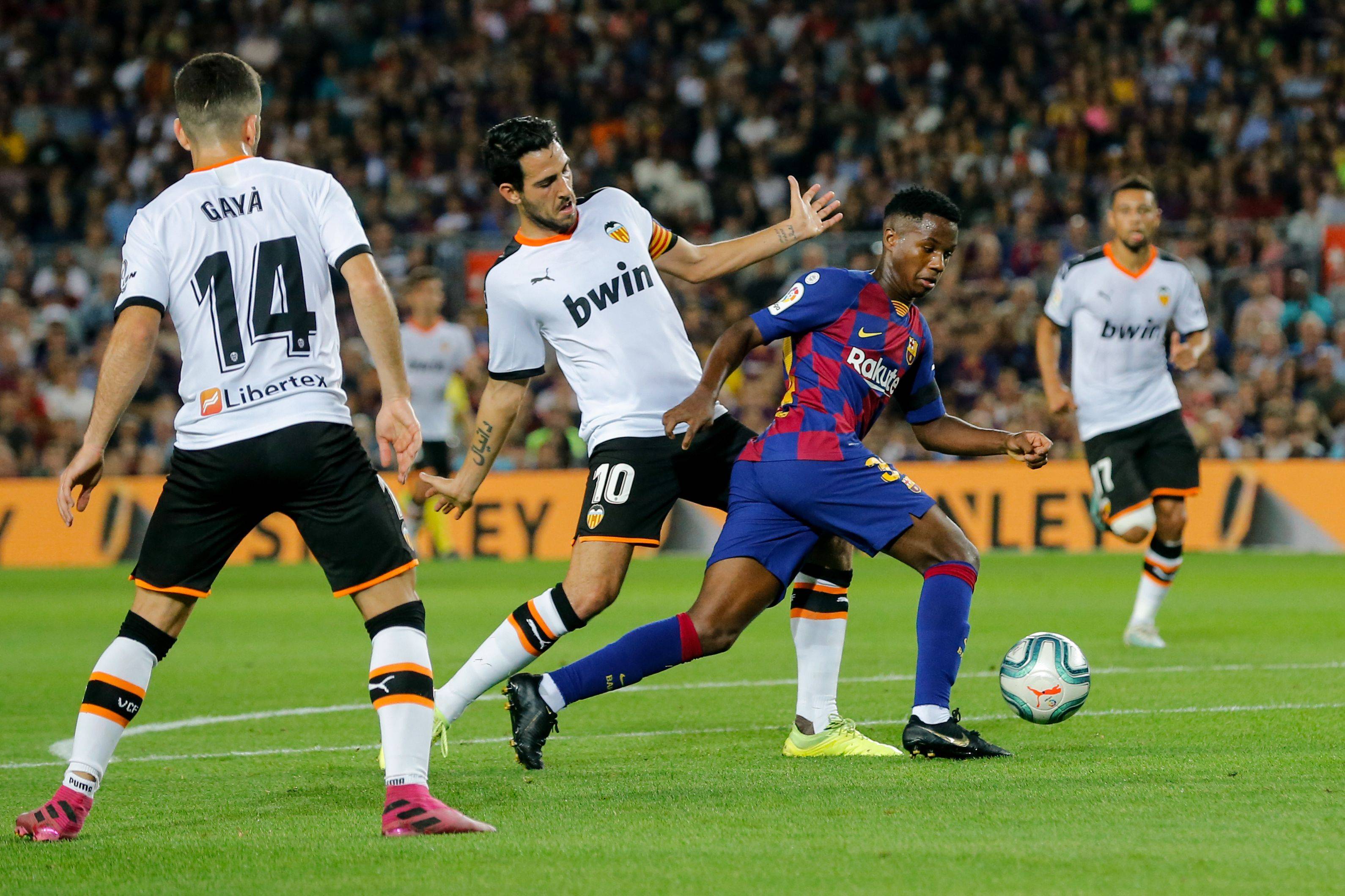 攻与禁区前 攻与禁区前