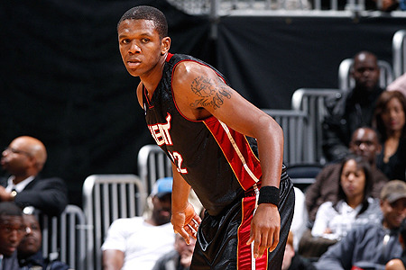 首发阵容的 首发阵容的