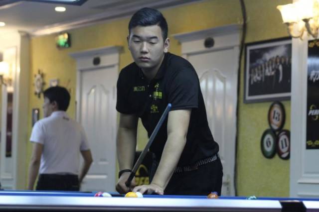 松而活跃 松而活跃