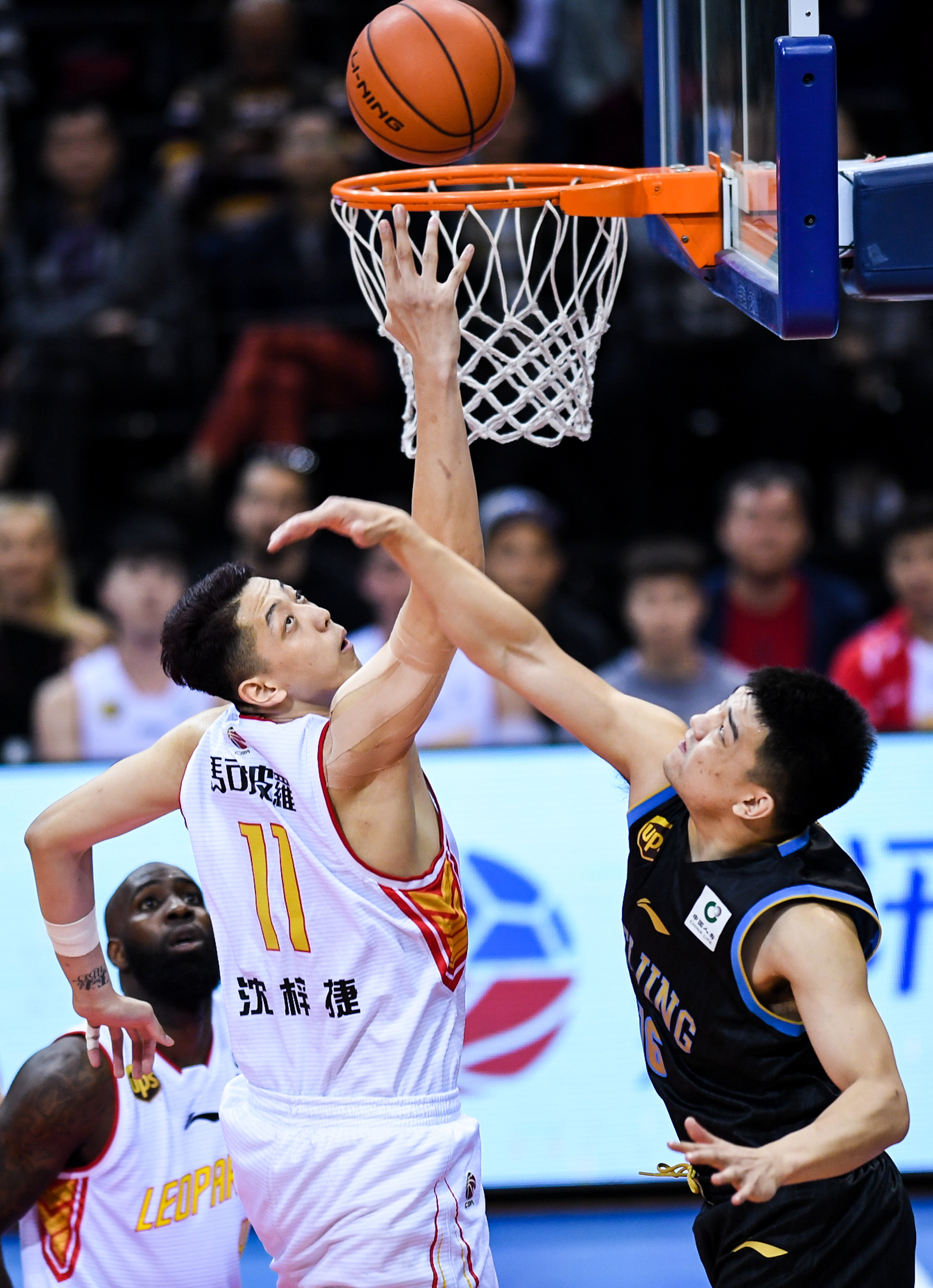 边锋多个位 边锋多个位